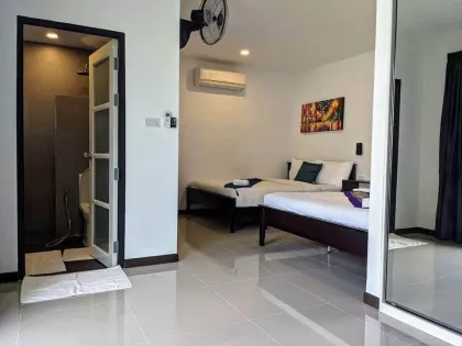 Villa de Lujo con 5 Habitaciones, Piscina y Gran Jardín en Alquiler