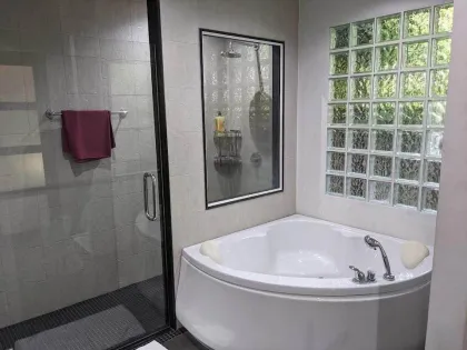 Villa de Lujo con 5 Habitaciones, Piscina y Gran Jardín en Alquiler