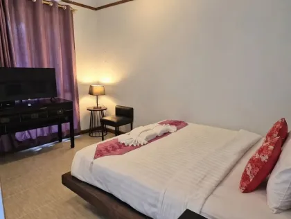 Villa spacieuse 4 chambres avec piscine à louer à Cherng Talay, Phuket
