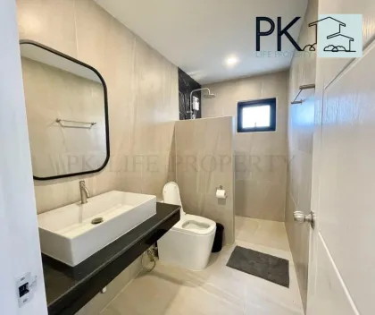 Современный дом с 3 спальнями в аренду рядом с Blue Tree Phuket