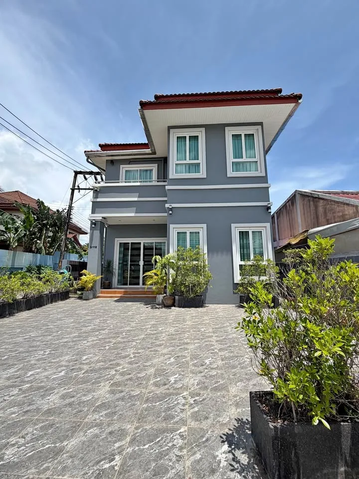 Cherng Talay 现代3卧3卫别墅出租