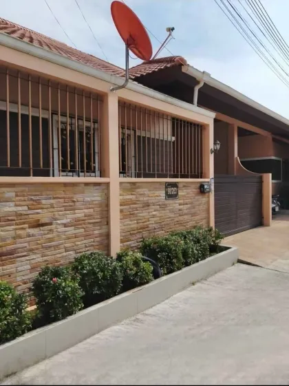 卡图The Valley Village三卧两卫别墅出租