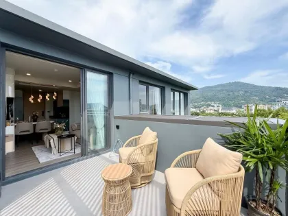 อพาร์ทเมนท์ 2 ห้องนอน 2 ห้องน้ำ ที่ The Deck Patong