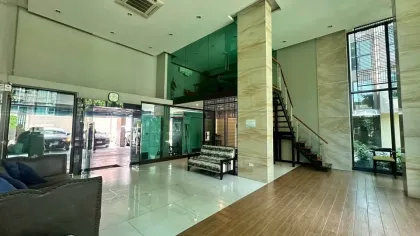 Apartamento de 1 dormitorio con vista a la piscina en alquiler en Zcape 3, Phuket