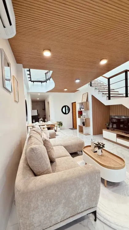 Moderner Loft-Doppelhaushälfte mit 2 Schlafzimmern & 3 Bädern zu vermieten