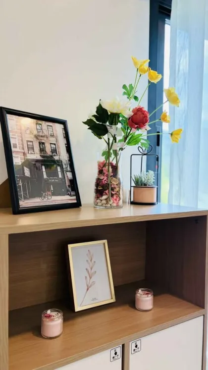 Moderner Loft-Doppelhaushälfte mit 2 Schlafzimmern & 3 Bädern zu vermieten