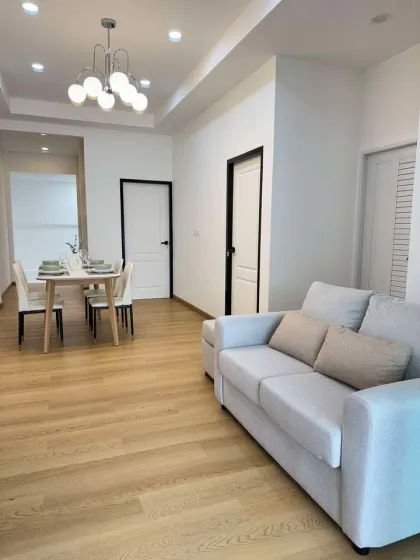 Modernes 3-Zimmer-Reihenhaus zur Miete in Cherngtalay, Phuket