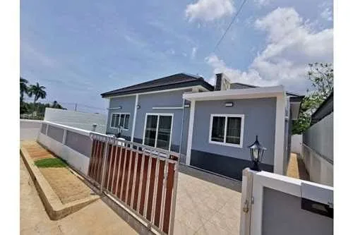4-Schlafzimmer-Villa mit eigenem Pool zur Miete in Palai, Chalong