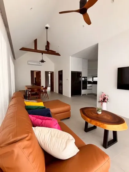 Maison neuve 3 chambres à louer à Phuket Town