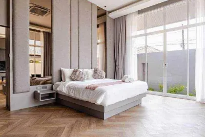 Villa con piscina de 3 dormitorios y 4 baños en alquiler en Pa Klok, Phuket