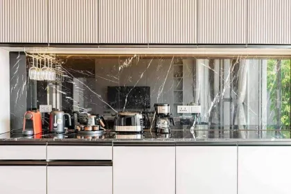 Villa con piscina de 3 dormitorios y 4 baños en alquiler en Pa Klok, Phuket