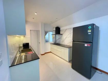Amplia villa de 4 habitaciones en alquiler cerca de la cascada de Kathu