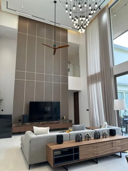 Luxury 4-Bedroom Lagoon Villa for Rent in Grand View Residence