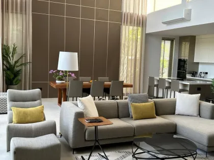 Luxury 4-Bedroom Lagoon Villa for Rent in Grand View Residence