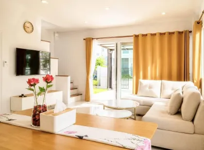 4-Bedroom Villa for Rent at Supalai Palm Spring, Cherngtalay