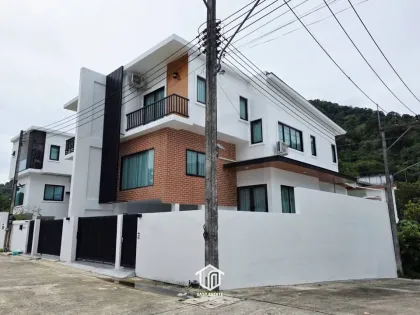 Moderne 3-Schlafzimmer-Villa zur Miete nahe Patong Beach