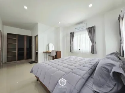 Moderne 3-Schlafzimmer-Villa zur Miete nahe Patong Beach