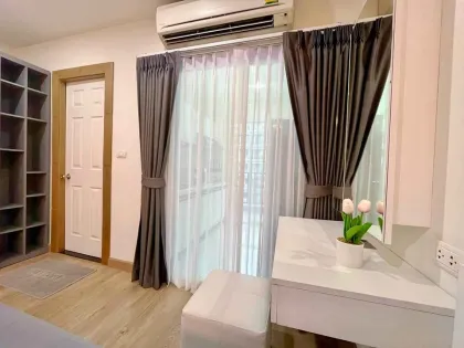 อพาร์ตเมนต์ 1 ห้องนอน วิวสระว่ายน้ำ ที่ The View Condominium ให้เช่า