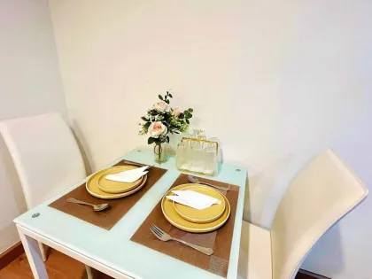 อพาร์ตเมนต์ 1 ห้องนอน วิวสระว่ายน้ำ ที่ The View Condominium ให้เช่า