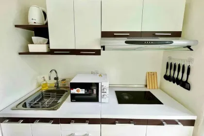 อพาร์ตเมนต์ 1 ห้องนอน วิวสระว่ายน้ำ ที่ The View Condominium ให้เช่า