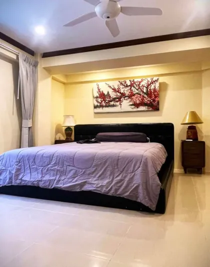 Neu renovierte 1-Zimmer-Wohnung + Büro zur Langzeitmiete in Patong