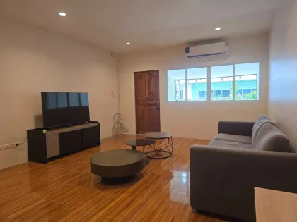 Casa de 2 dormitorios y 2 baños en alquiler en Kathu, Phuket