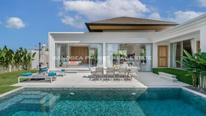 Villa Moderna de 4 Dormitorios con Piscina para Alquiler a Largo Plazo
