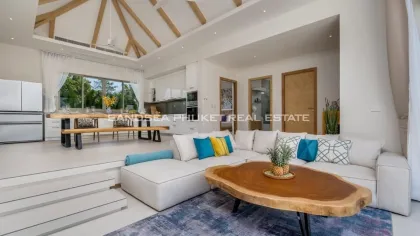 Villa Moderna de 4 Dormitorios con Piscina para Alquiler a Largo Plazo