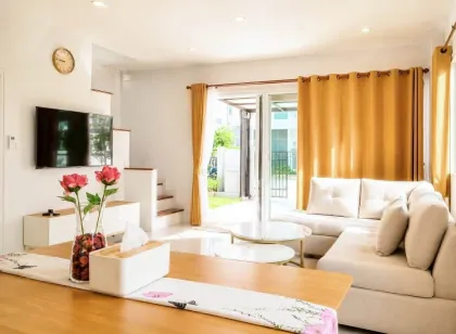 3 Schlafzimmer Villa nahe Bang Tao zu vermieten