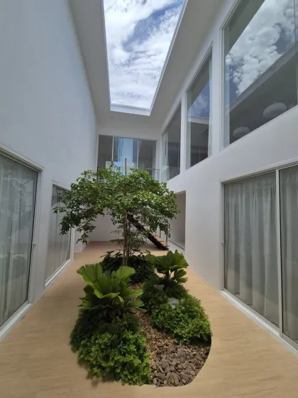 Zweistöckige Villa mit 6 Schlafzimmern und privatem Pool in Thalang