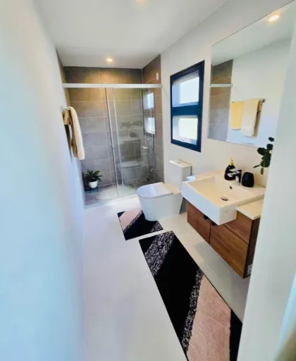 Villa de 4 habitaciones y 3 baños en alquiler en Supalai Lake Ville Phuket