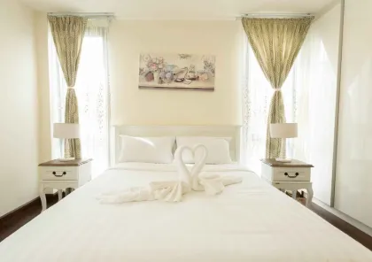 Voll möblierte 5-Zimmer Pool-Villa in Laguna Phuket
