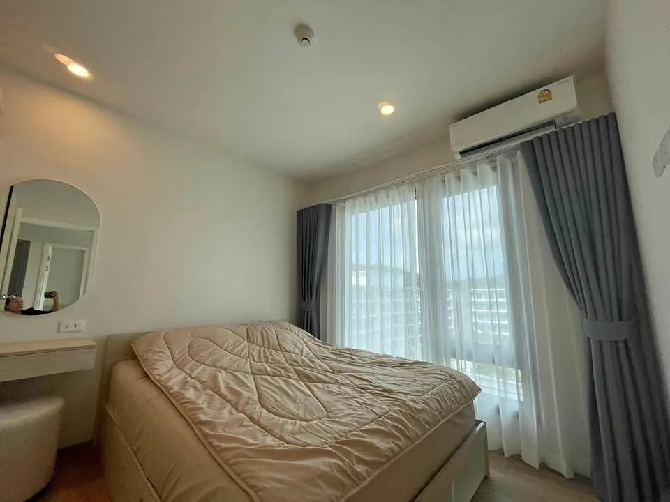 Moderno condominio de 2 habitaciones con vista a la piscina en Phyll Phuket