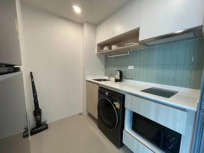 Moderno condominio de 2 habitaciones con vista a la piscina en Phyll Phuket