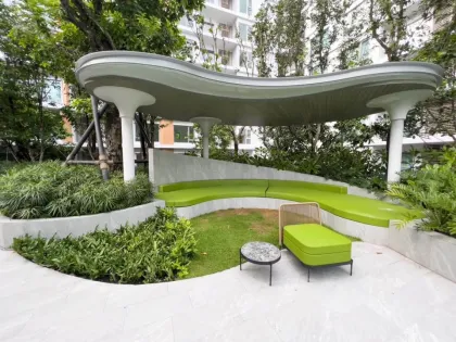 Moderno condominio de 2 habitaciones con vista a la piscina en Phyll Phuket