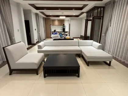 Villa Privada con 2 Dormitorios y Piscina con Amplio Jardín en Cherngtalay