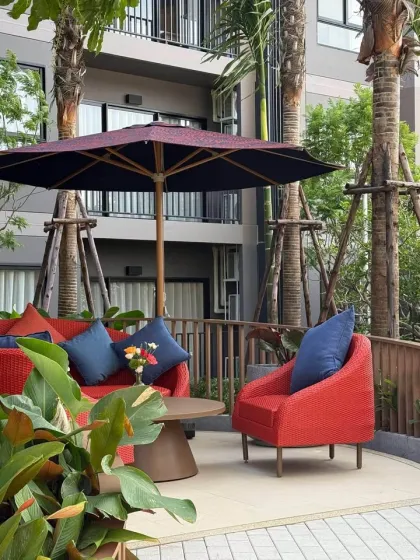 Haustierfreundliche 1-Zimmer-Wohnung mit Poolblick im The Base Cherngtalay