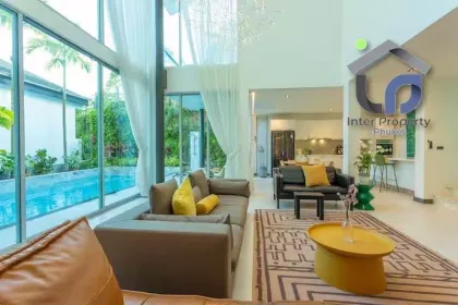 Geräumige 4-Zimmer-Wohnung mit 4 Bädern in Bangtao