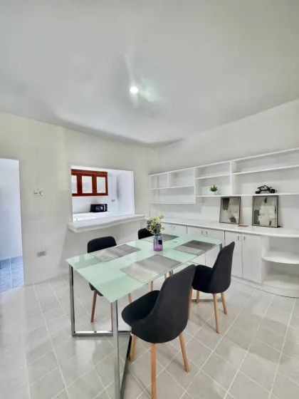 Acogedora villa de 2 habitaciones en alquiler en Phuket Villa 5, Wichit