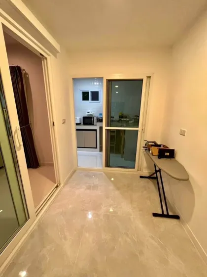 Moderne 3-Schlafzimmer-Villa zur Miete in Palm Springs Ban Pon, Thalang