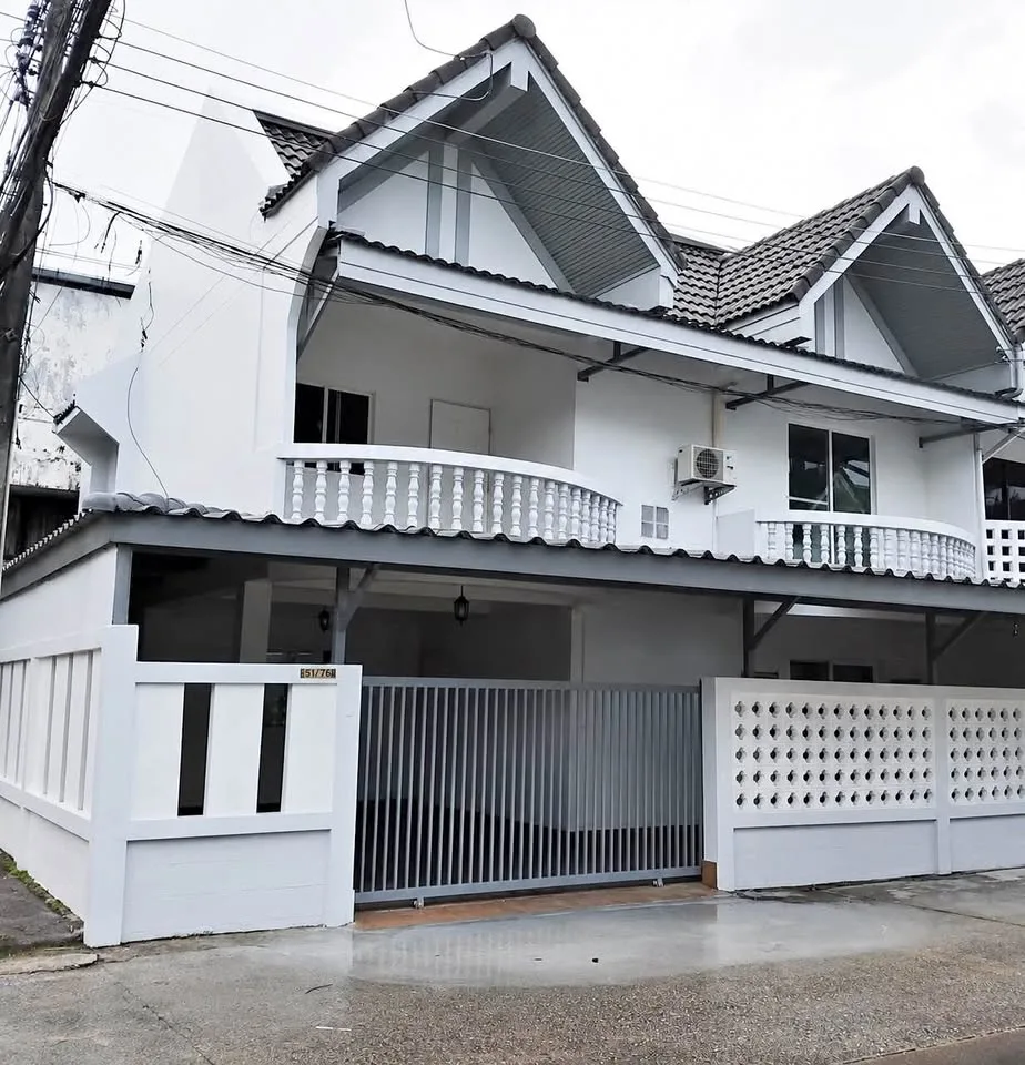 3-Bedroom Townhouse Opposite Kathu Police Station for Rent