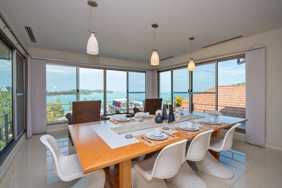 Luxuriöse 3-Schlafzimmer-Villa mit Meerblick zur Miete in Ao Yon