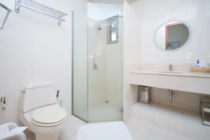 Luxuriöse 3-Schlafzimmer-Villa mit Meerblick zur Miete in Ao Yon