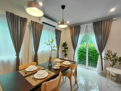 4-Zimmer-Villa mit Pool & Fitnessbereich in Paklok