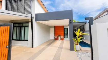 Pet-Friendly 2-Bedroom Apartment with Private Jacuzzi in Chalong