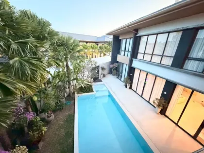 Luxuriöse Familienvilla mit Pool nahe BISP Phuket