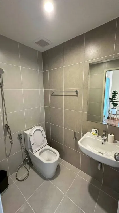3-Schlafzimmer, 3-Badezimmer Stadthaus in Thalang zu vermieten