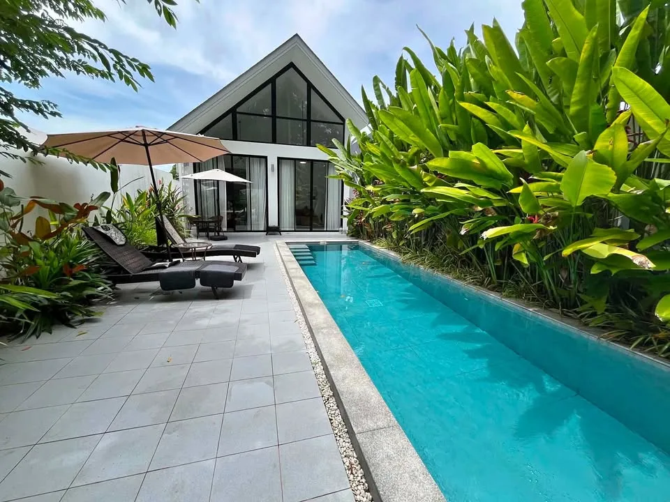 Elegante Poolvilla im neuen nordischen Stil zur Miete in Pa Khlok