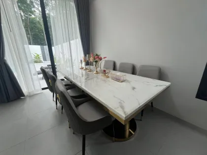 Elegante Poolvilla im neuen nordischen Stil zur Miete in Pa Khlok