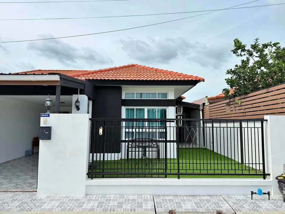 Pet-Friendly 3-Bedroom Villa for Rent at Villa Chaofah 2, Kathu